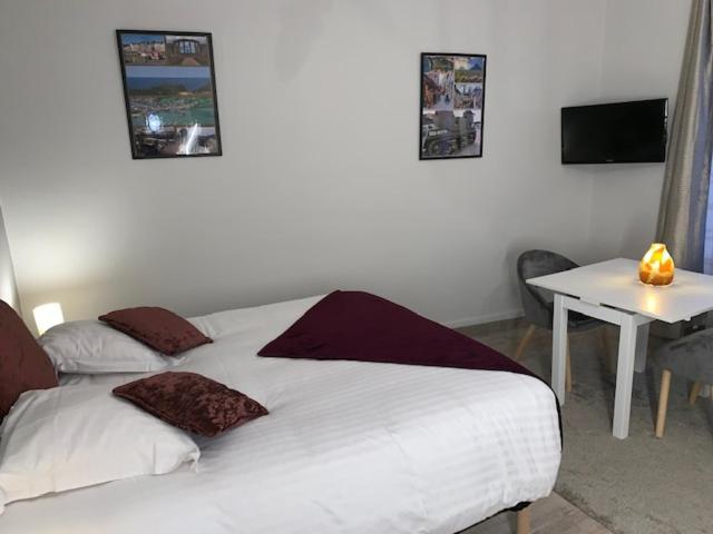 Appartement Rez De Chaussee Gold Beach Bayeux Esterno foto